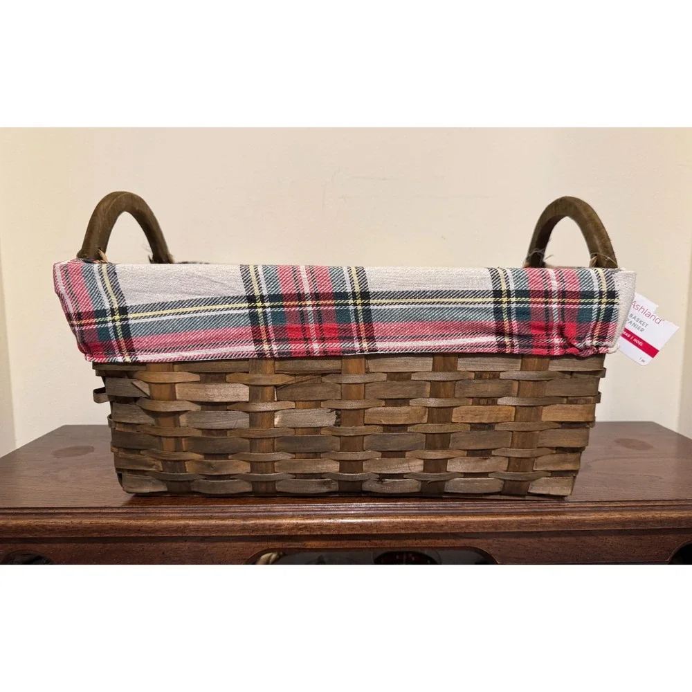 Ashland Christmas Flannel Plaid Lined Woven Basket Wooden Handles 17x11 Storage